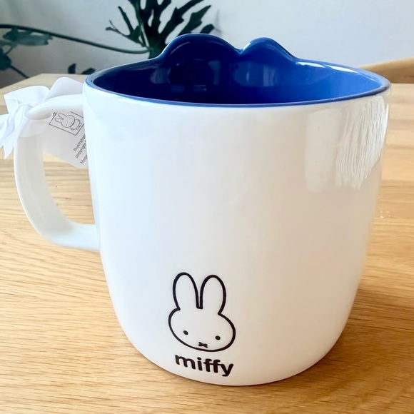 Miffy Balloon Mug - Picture 2 of 3